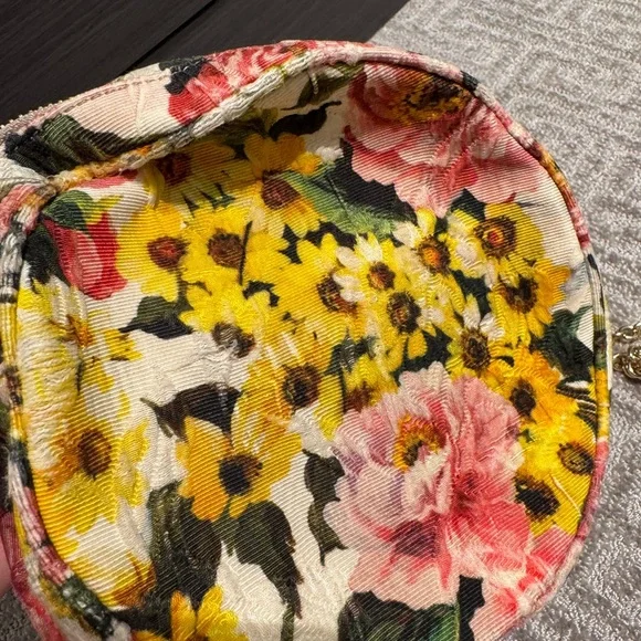 Dolce & Gabbana (D&G) Floral Round Crossbody Bag with Chain Strap - Picture 3 of 7